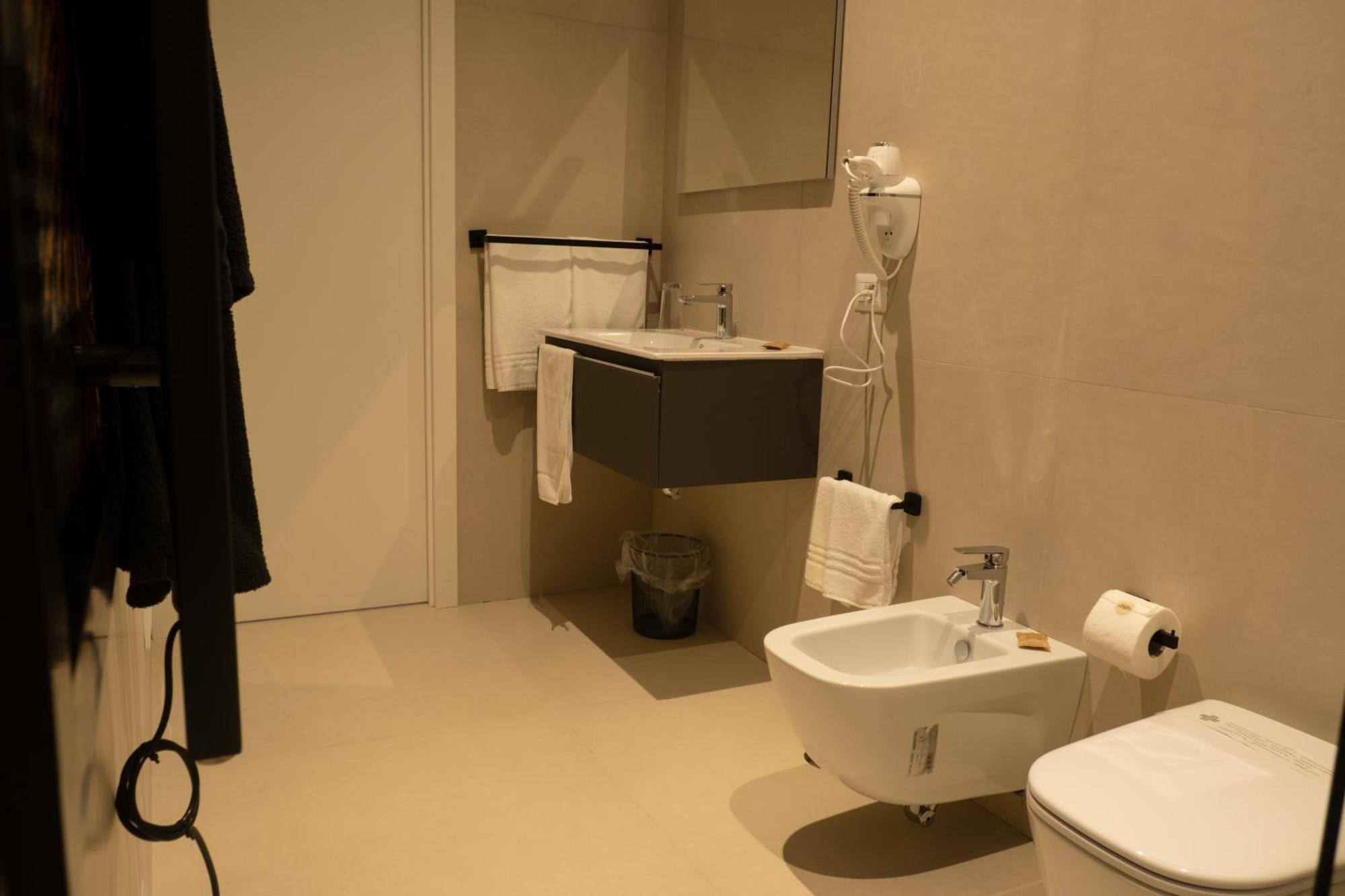 Monumental Luxury Rooms Caserta Exterior photo