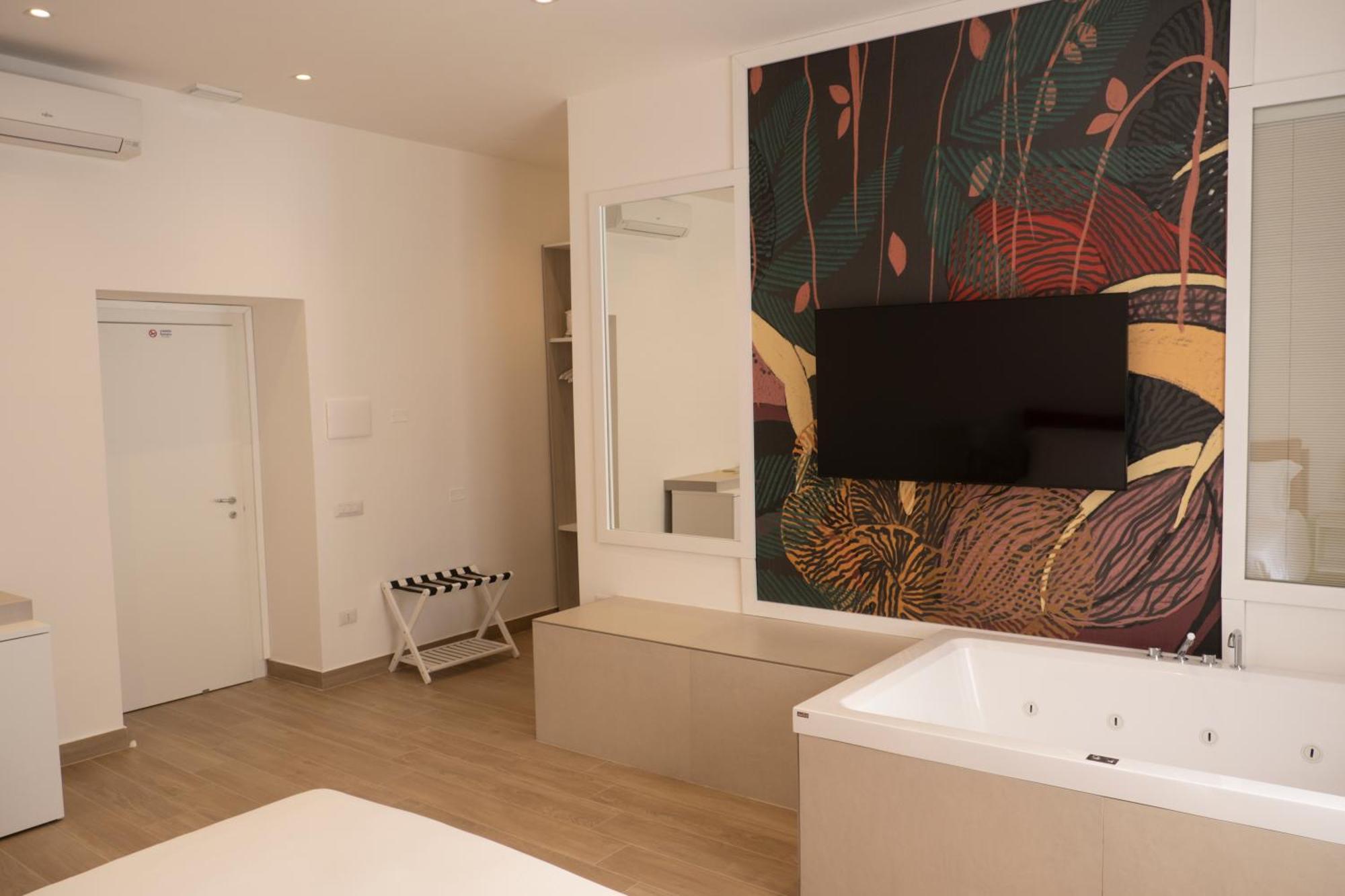 Monumental Luxury Rooms Caserta Exterior photo